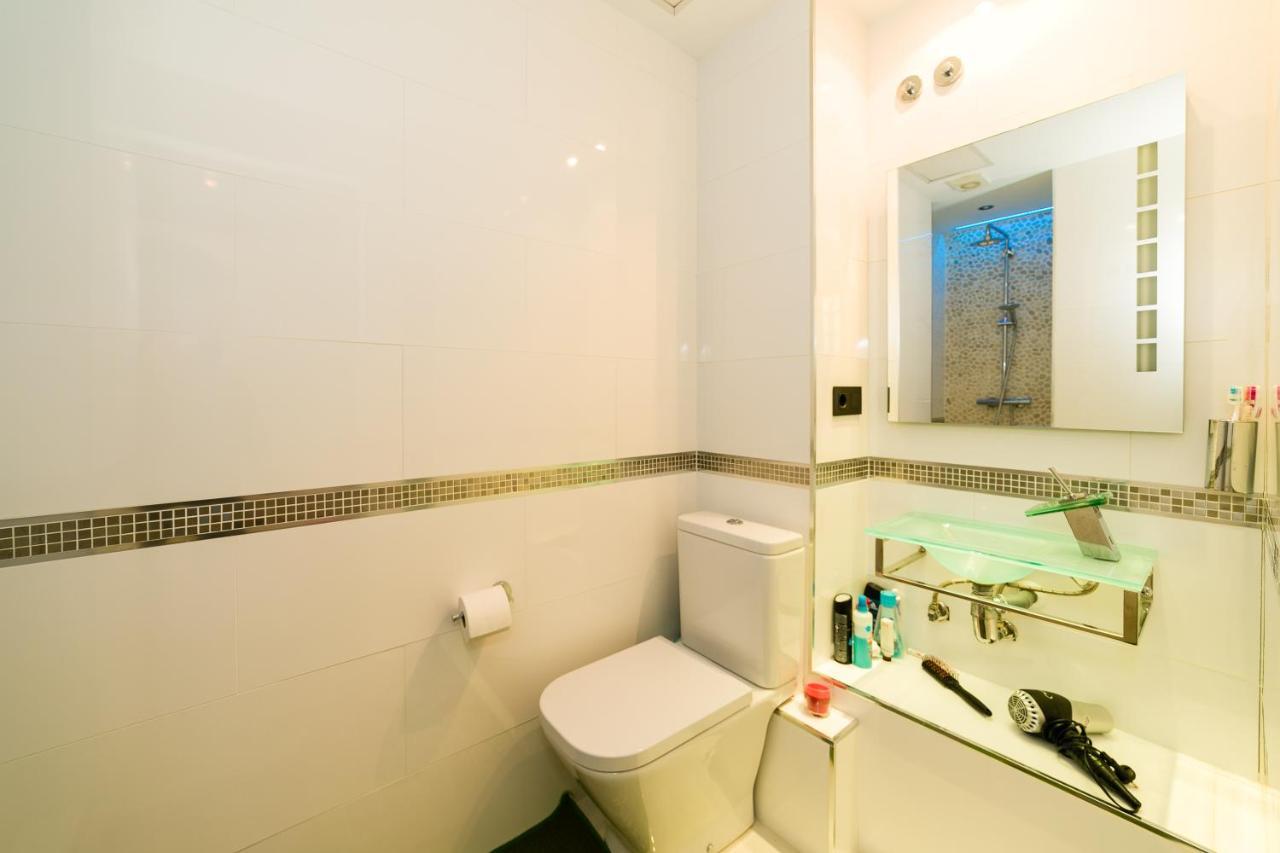 Weforyou 2 Bedrooms Penthouse At Malaga Center Exterior photo
